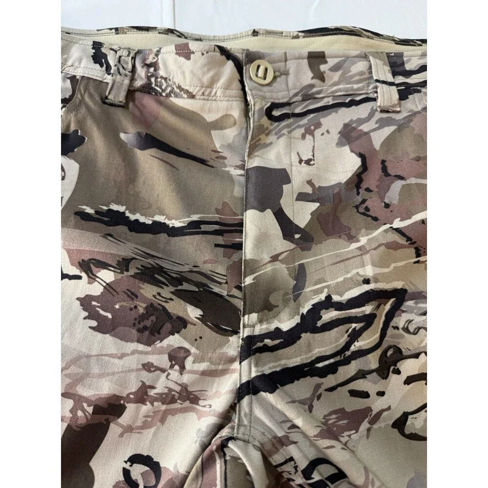Under Armour Camo Multicolor Hunting/Tactical Pants Loose Mens Size 44x32